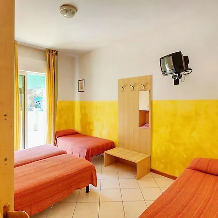 Canova 3* Лидо-ди-Езоло