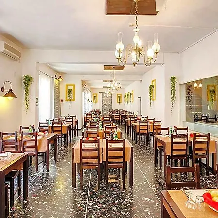 Canova Hotel