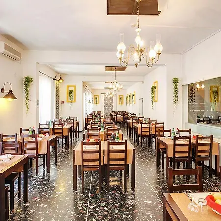 Canova ليدو دي يسولو